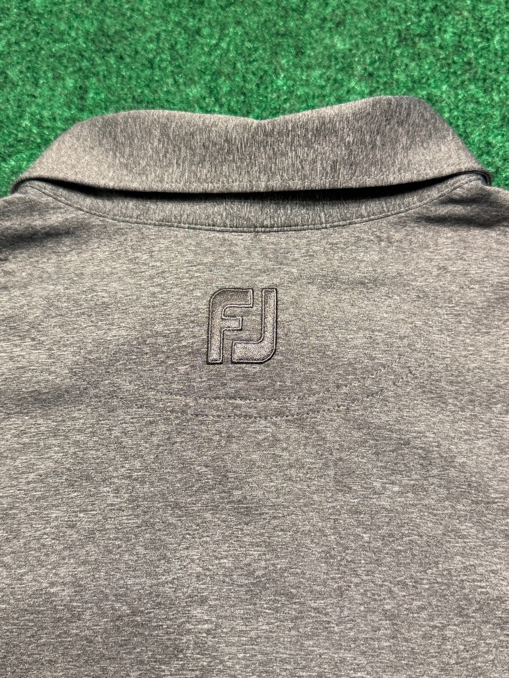 FootJoy Gray Performance Polo with Striped Inner Collar (Size Large) - Picture 5 of 6